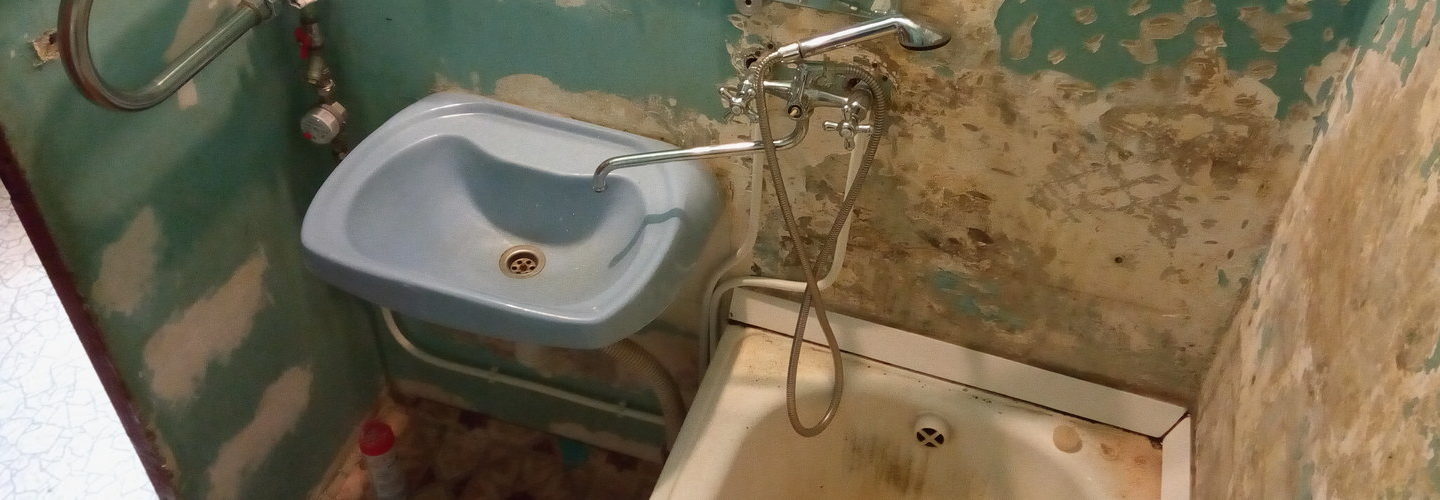 Ремонт раковины в ванной